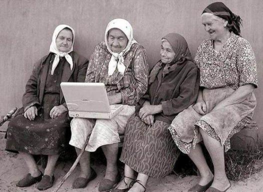 Haladnak a korral . . .