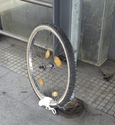 Ennyi maradt belőle !