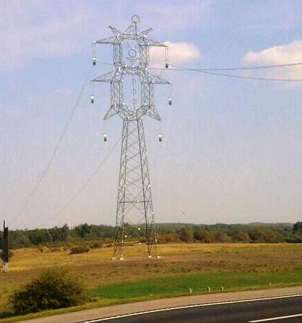 Bóhoc oszlop az M5-ös mellett