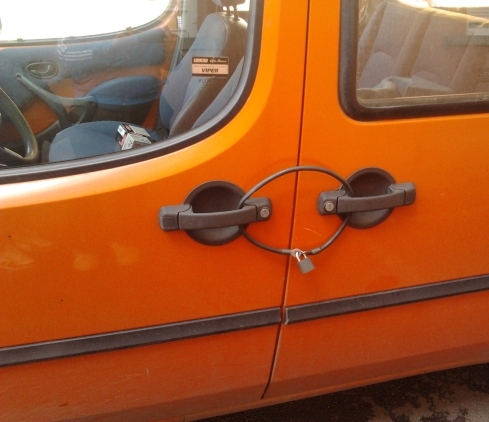 Eközben Marosvásárhelyen . . . 