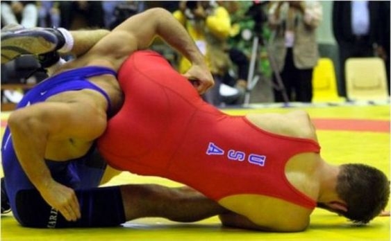 Eközben az Olimpián