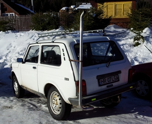 Tuning Niva  - micsoda kidörrentő 🙂