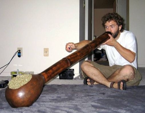 Meggyújtaná valaki?