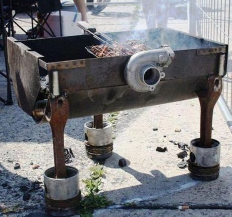 Amikor egy autószerelőnek grillezni támad kedve