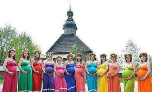 8 hónapja történt . . .