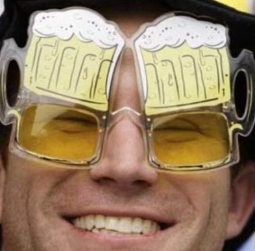 Én ma ebben csapatok a strandon