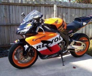 Eladó sürgősen, áron alul a képen látható seggrakéta