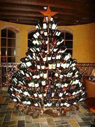 Van akinél már áll  . . .