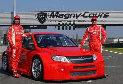 Túraautó-vb: bemutatta új autóját a Lada