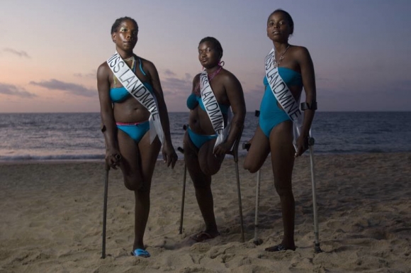 Napi bizarr - Miss Taposóakna