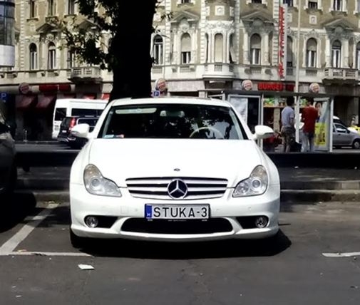 Eközben a Blahán . . .