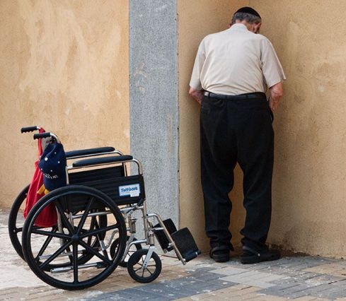 Definíció - a szükség nagy úr...