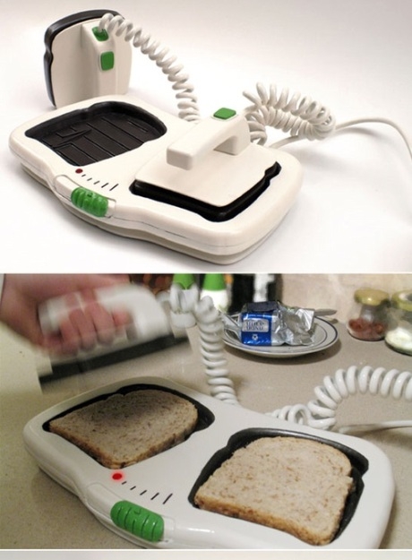 Napi bizarr - The Defibrillator Toaster