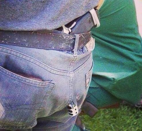 Csak semmi cicó, nálam van a stukker!