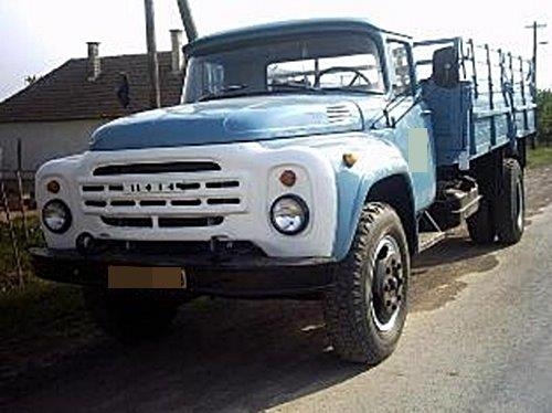 Tovább esik a benzin ára!