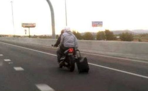 Napi definíció - gurulós szatyor