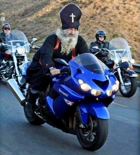 Isten nem várhat...