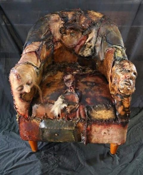 Fotel horror kedvelőknek!