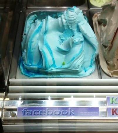 Két gombóc fészbukot kérnék...