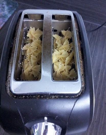 Emlékek egy durva szombat esti buliból...