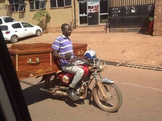 A szállítónak ma bizarr fuvarja akadt