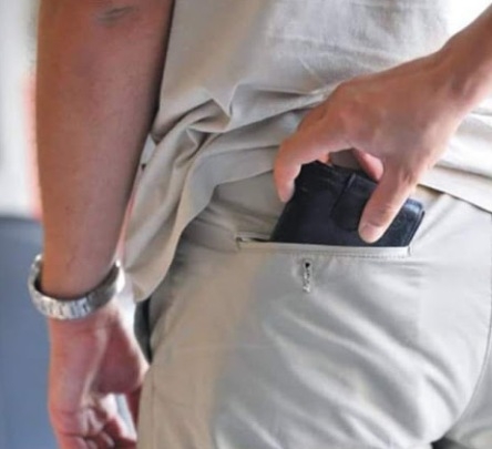 Váratlan fizetésemelés