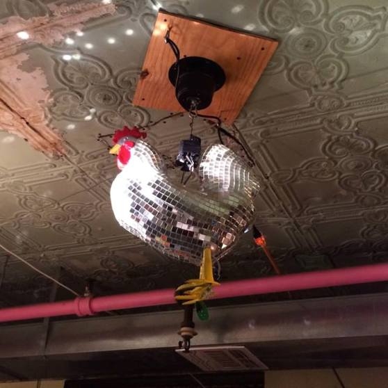 Itt durva lehetett a szombat este...