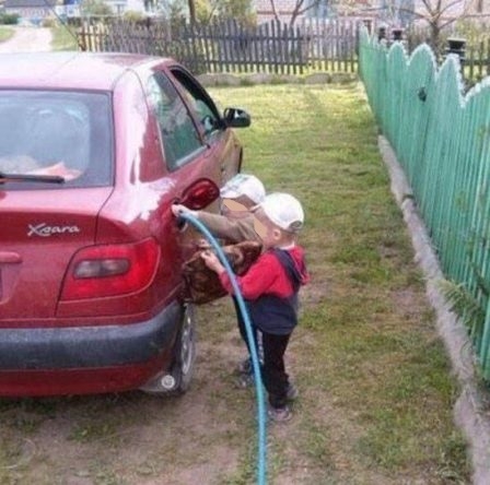 Kedveskedünk apának!