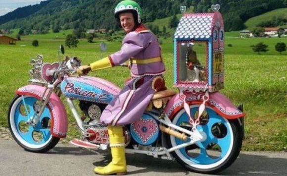 Lassan beindul a motoros szezon