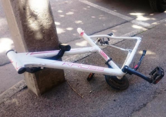 Pécsen is munkálkodnak a tolvajok 🙁