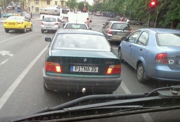 Eközben a Moszkva téren...