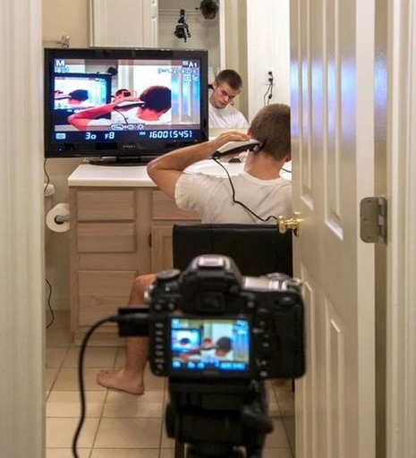 Nem akart fodrászra költeni...