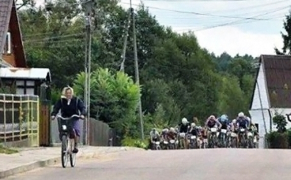 Amikor akciós a csirkefarhát a szomszéd faluban...