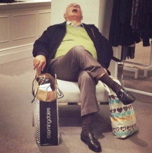 Amíg az asszony vásárol...