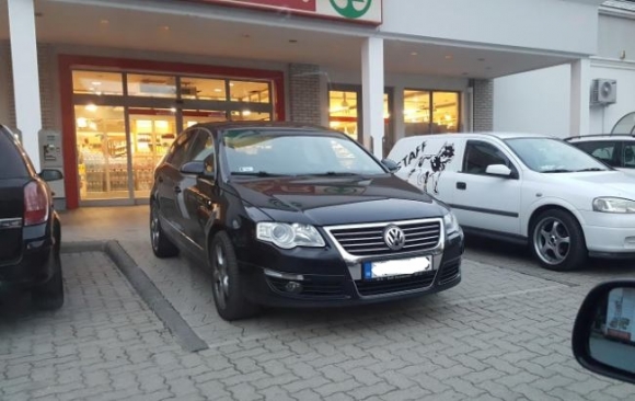 Parasztparkoló, Siófok - Spar