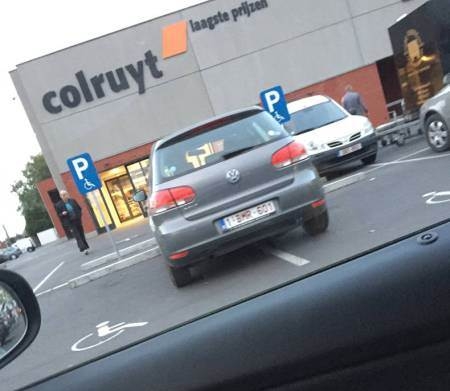 Parasztparkoló rovatunk mai befutója