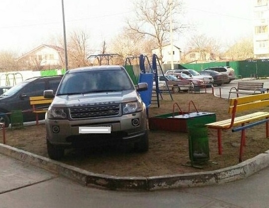 Parasztparkoló rovatunkat látjátok