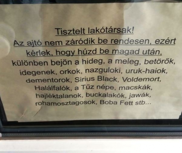 Kérjük becsukni