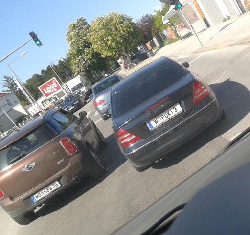 Egy rendszám, amit mi magyarok megmosolygunk