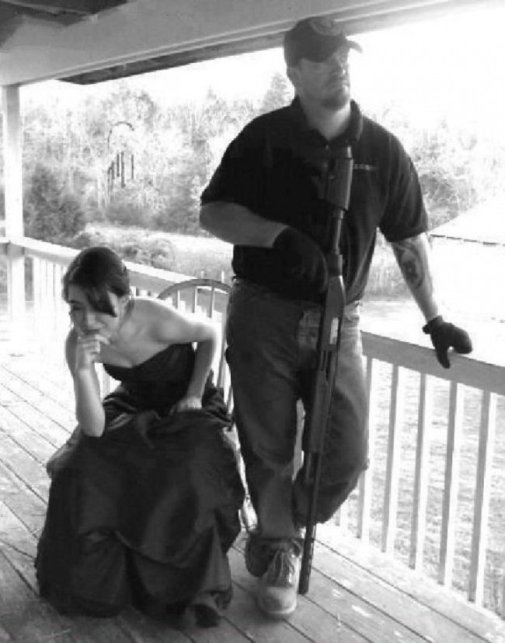 Már apu is nagyon várja az új udvarlót...