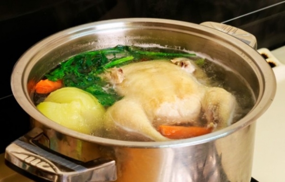 A húsleves egy olyan tea, amiben...