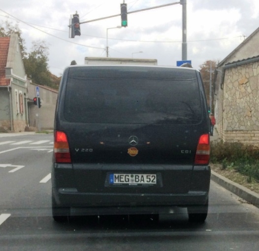 Egy német villanyszerelő rendszáma