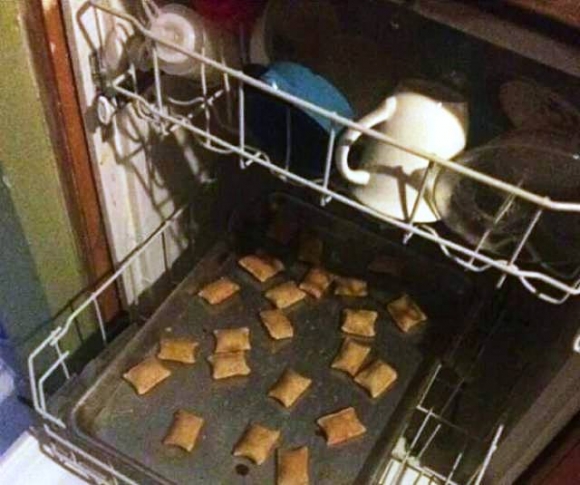 Már 20 perce sütöm ezeket a szarokat, de semmi