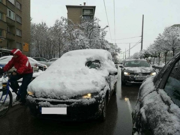 Isten barma is elindult otthonról...