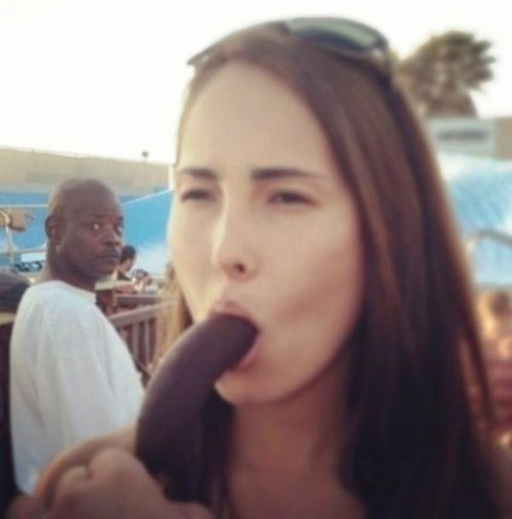 Ez csak egy csokival bevont banán!