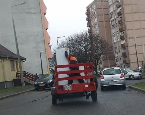 Pécsett kapták lencsevégre a szállítót