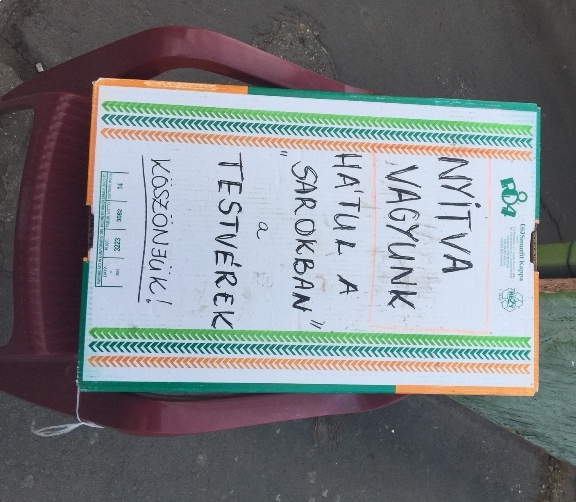 A Bosnyák téren járunk...