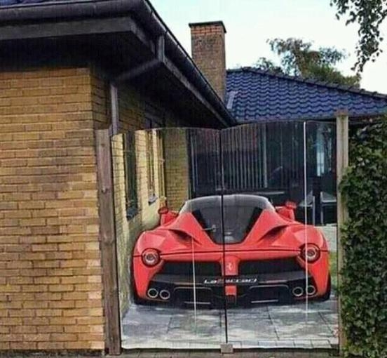 Amikor nincs pénzed egy fullos sportkocsira, de kreatív vagy!