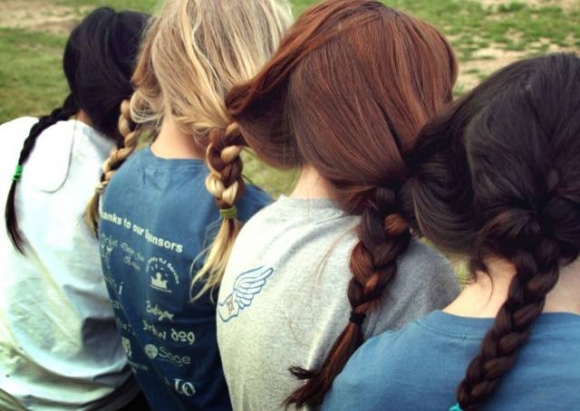 Dobj közéjük egy pókot, és indulhat a móka