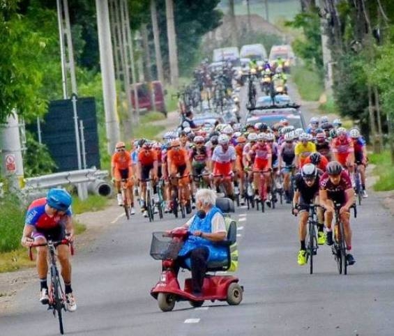 Ilonka néni, ebbű baj lesz!
